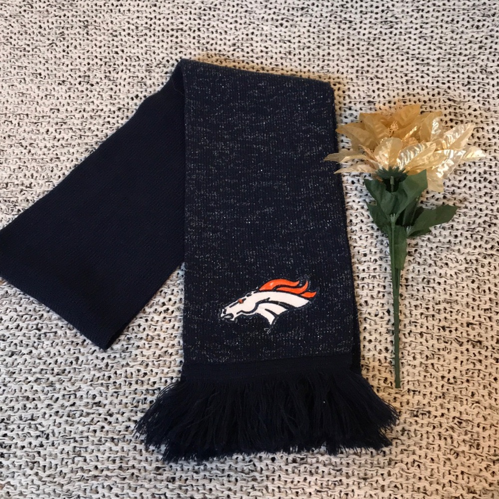 Team Apparel Broncos Scarf